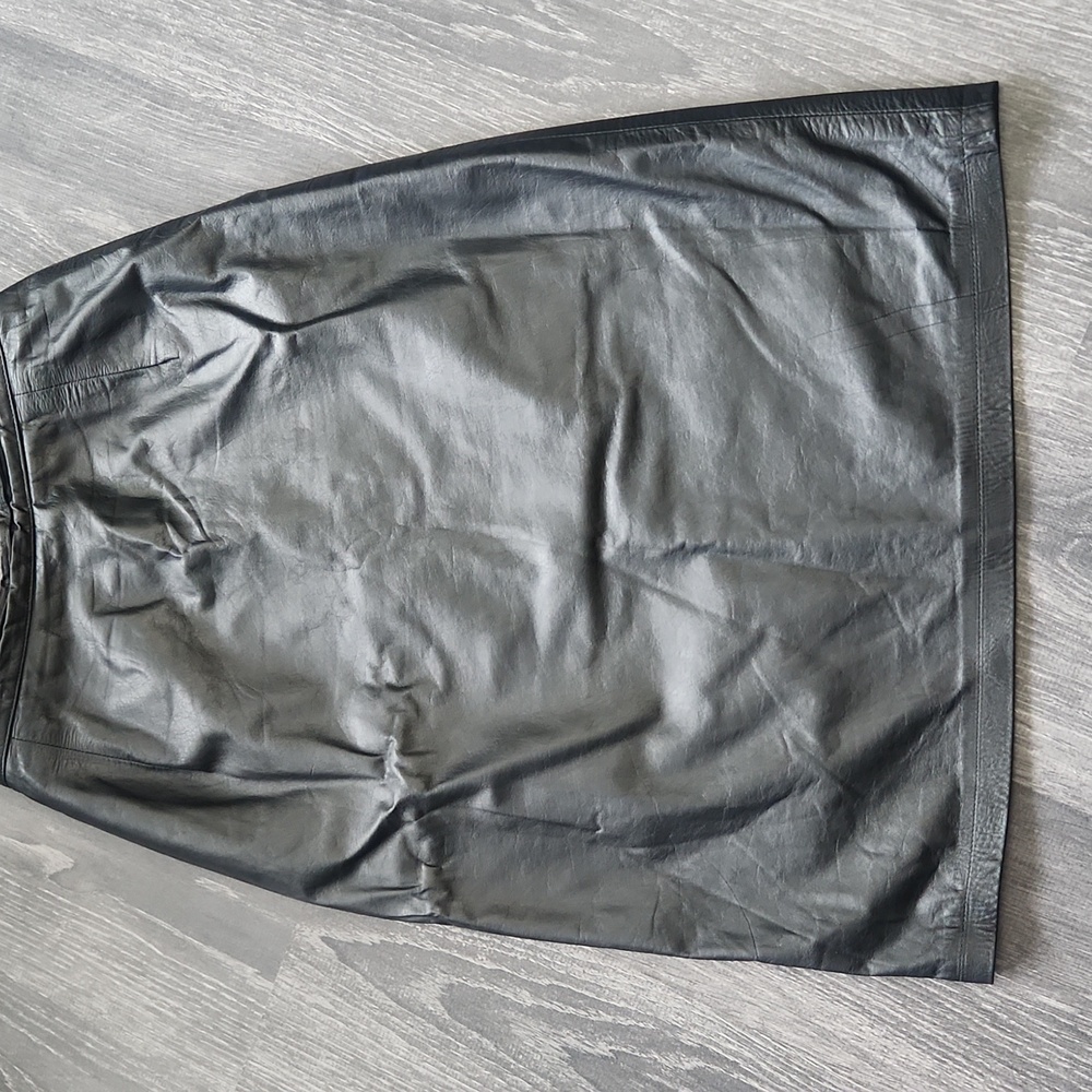 Sexy leather pencil skirt with slit in the back.